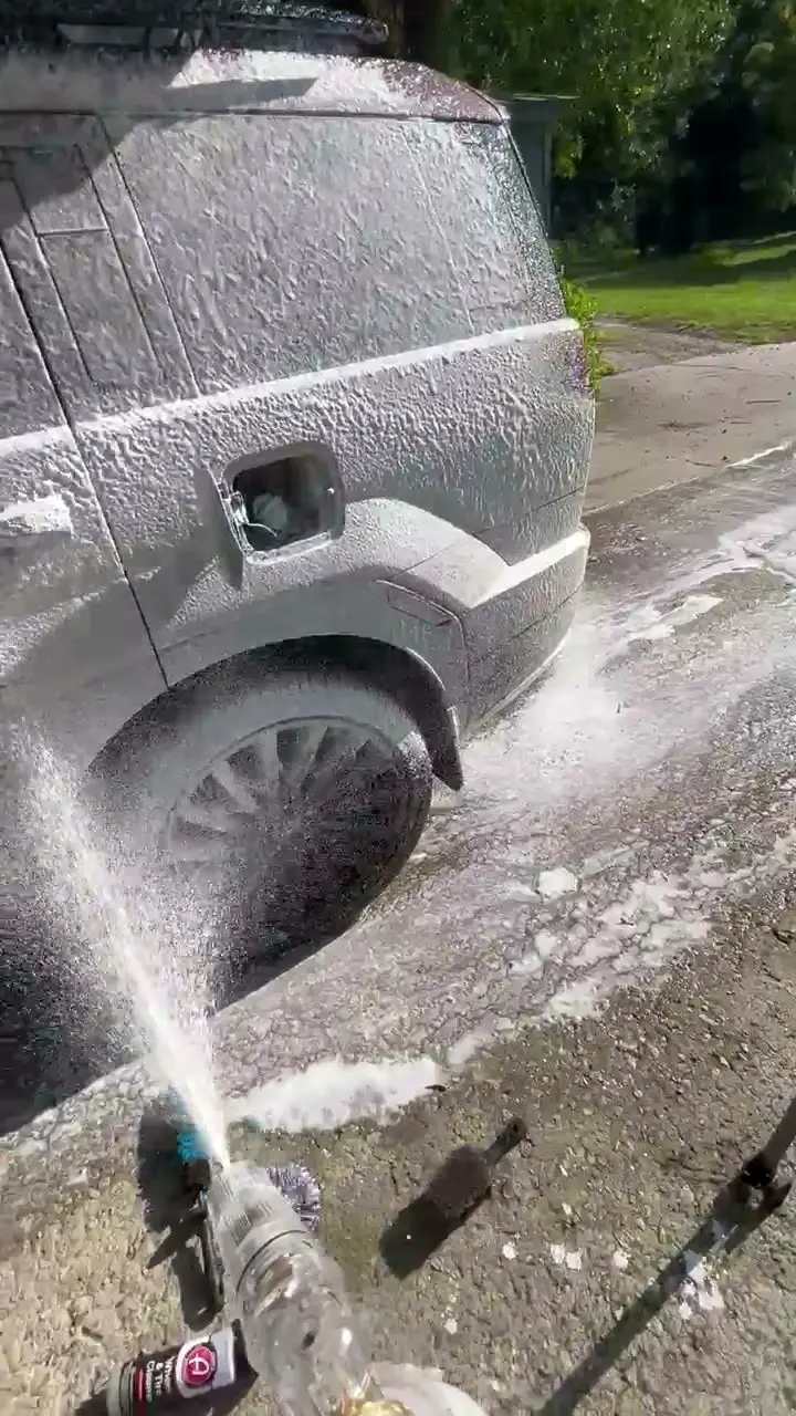 Rinsing foam off a wheel and tire