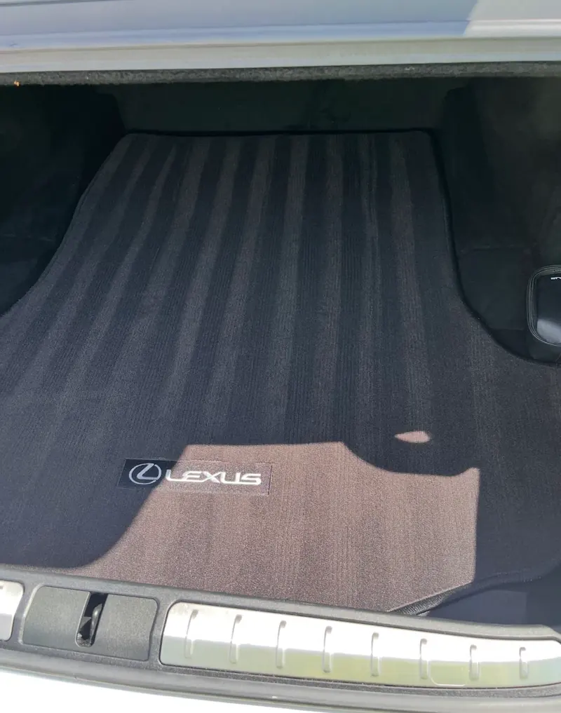 Vacuumed Lexus trunk with clean mats